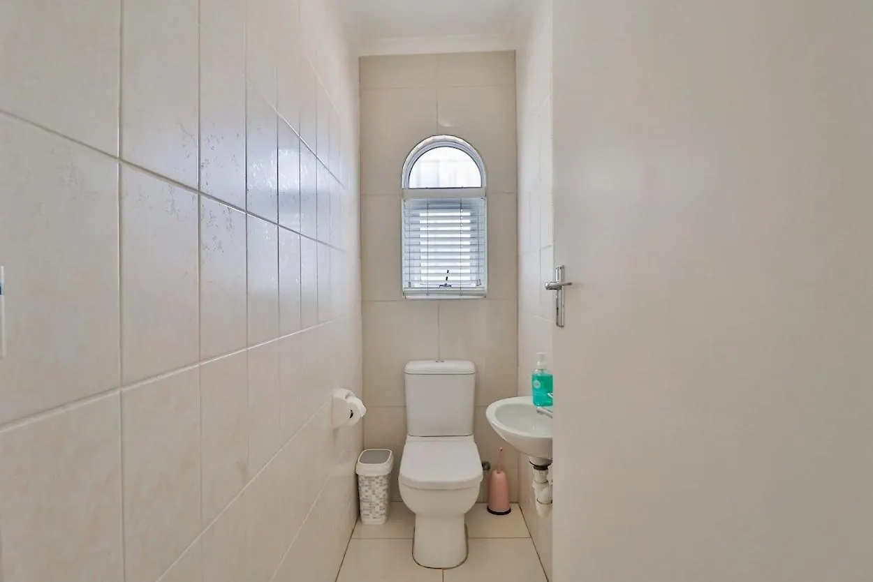 Milnerton Oak Lodge Κέιπ Τάουν 0*,  Νότια Αφρική